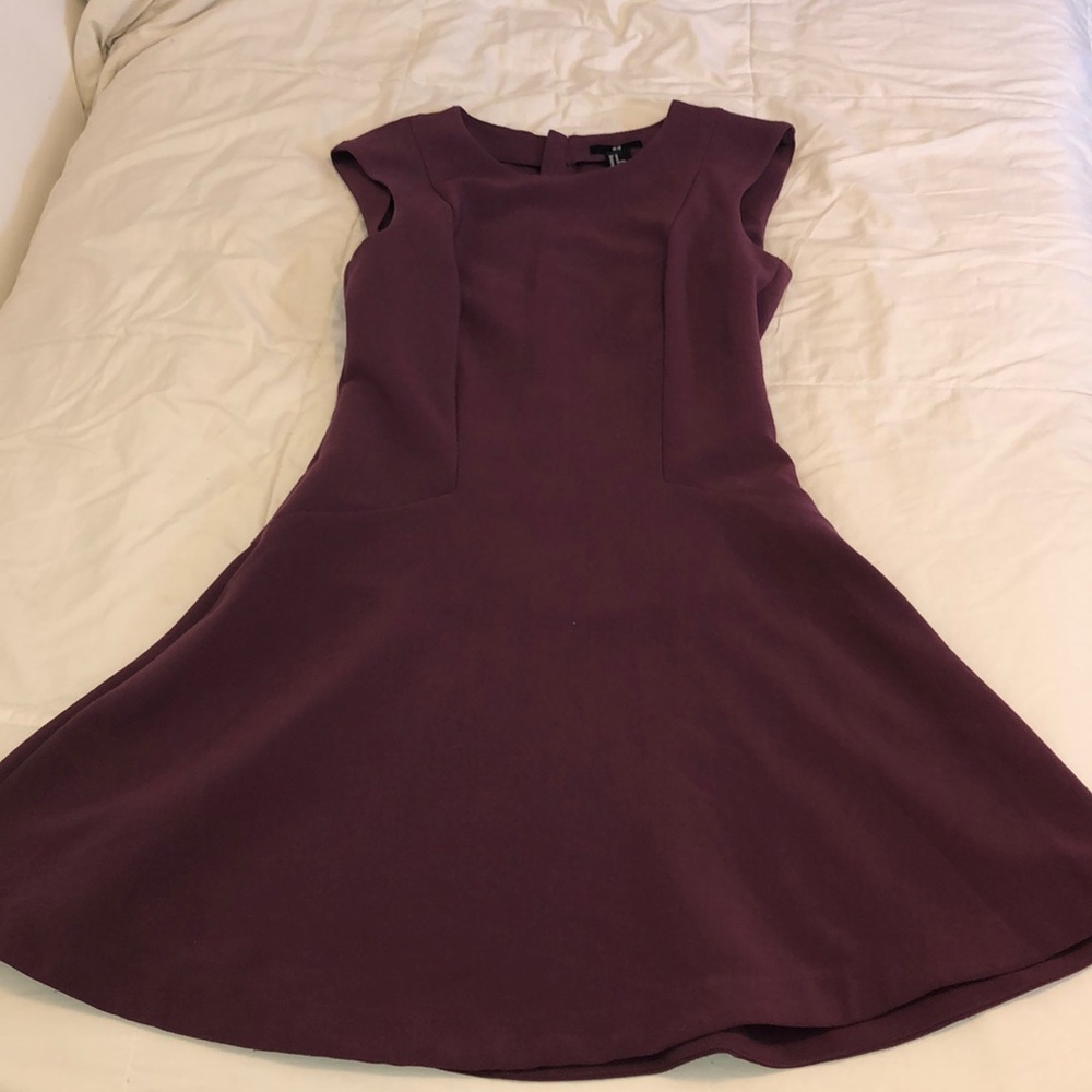 Maroon capped sleeve dress from H&M